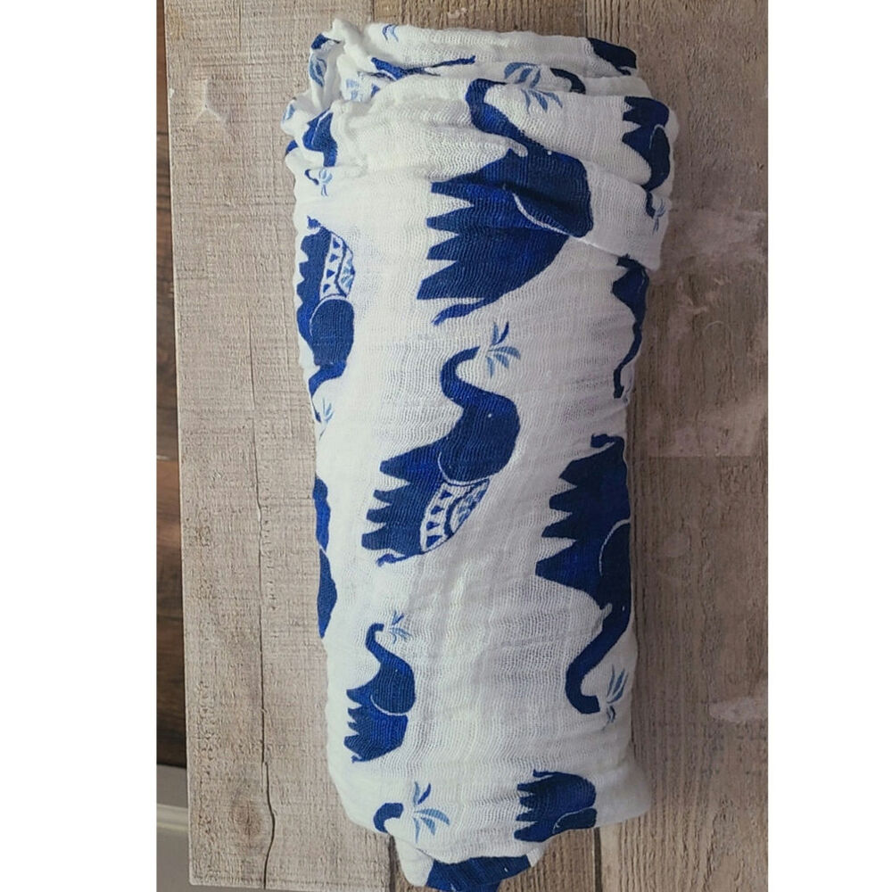 Little Unicorn 100% Cotton Muslin Navy Blue Elephant Print Baby Swaddle Blanket - Picture 2 of 4